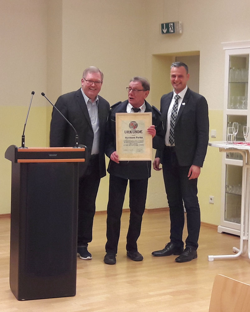 Gresaubach dankt Hermann Perius
