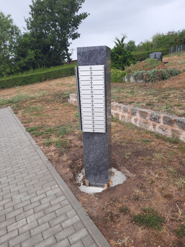 Urnengemeinschaftsfeld auf dem Friedhof Gresaubach wird erweitert